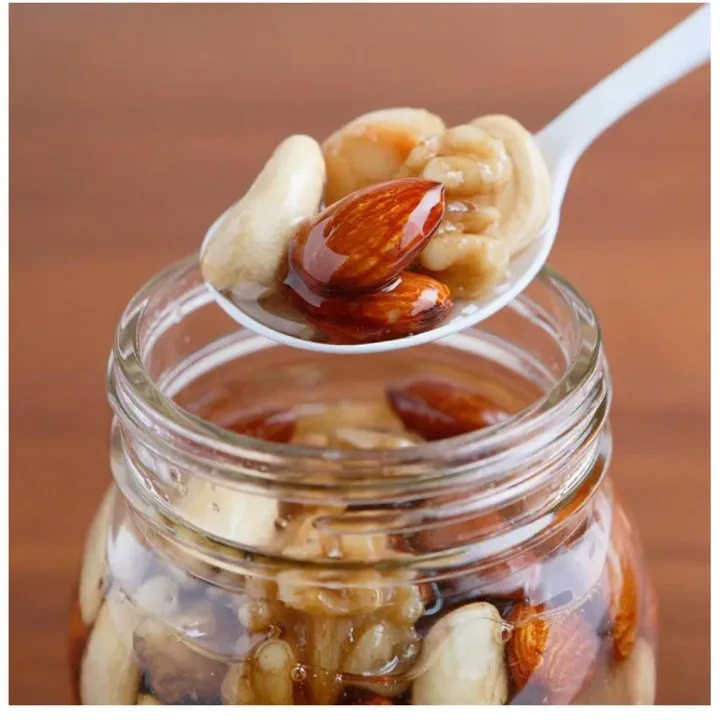 Mixed Fruits and Nuts with Honey - (1 Kg)